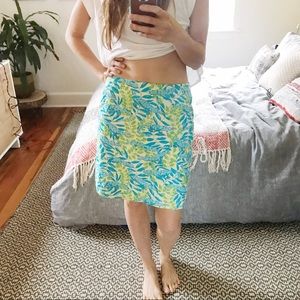 Lilly Pulitzer Alligator motif skirt
